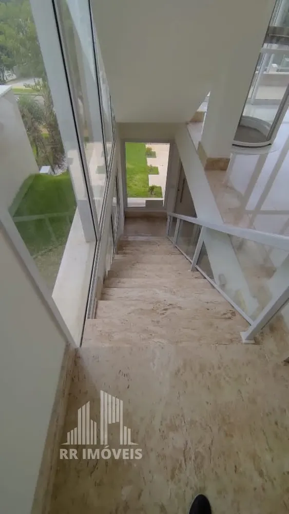 Casa, 4 quartos, 430 m² - Foto 1