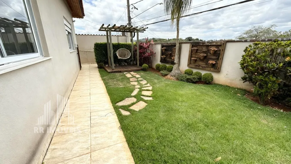 Casa, 3 quartos, 194 m² - Foto 2