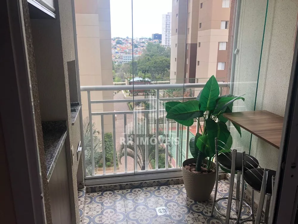 Apartamento à venda com 3 quartos, 73m² - Foto 2