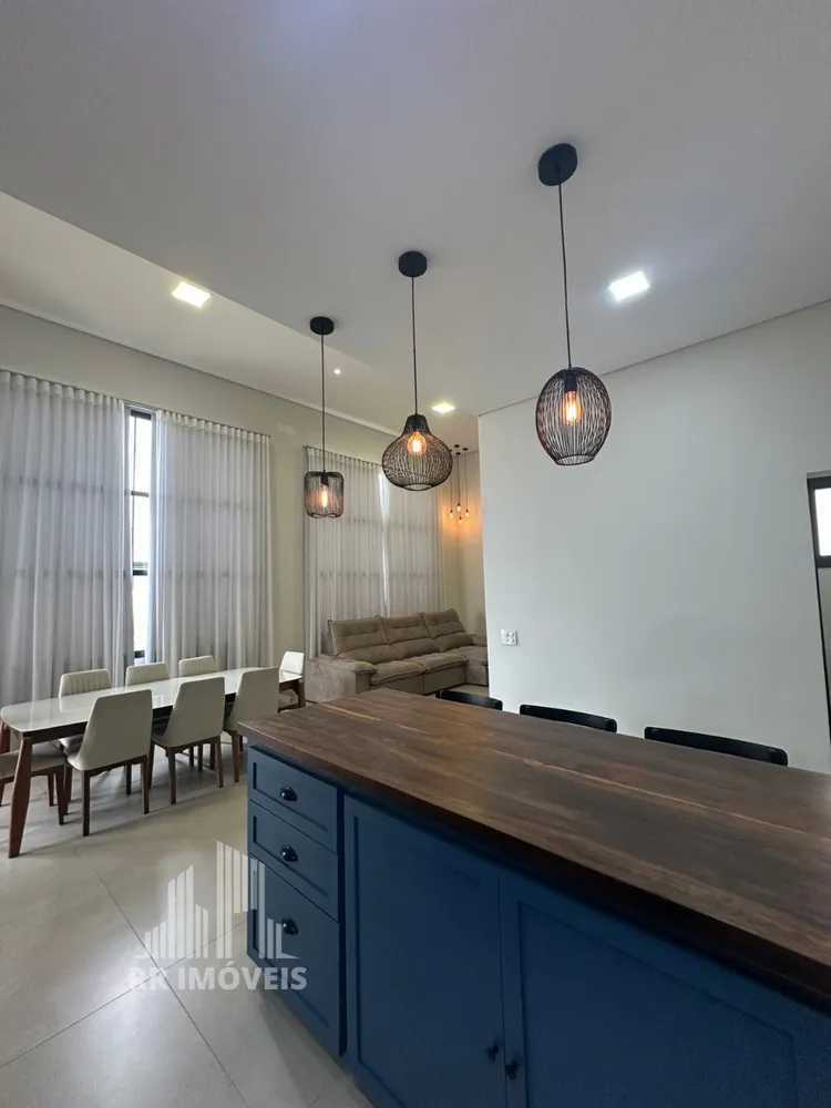 Casa, 3 quartos, 188 m² - Foto 1