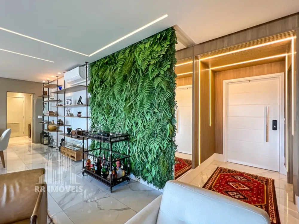 Apartamento, 3 quartos, 228 m² - Foto 2