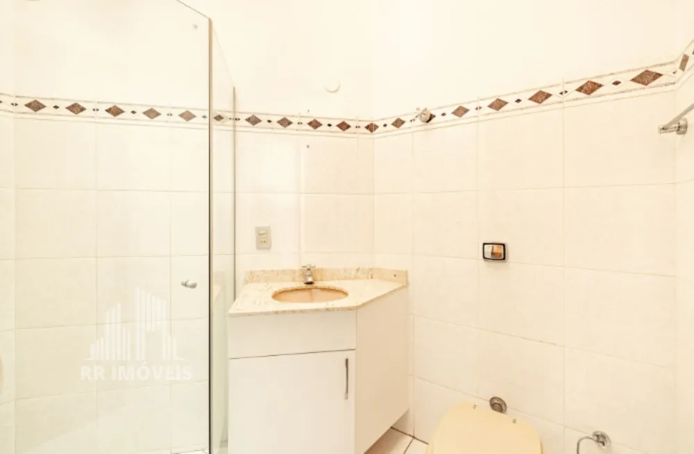Casa, 3 quartos, 239 m² - Foto 2