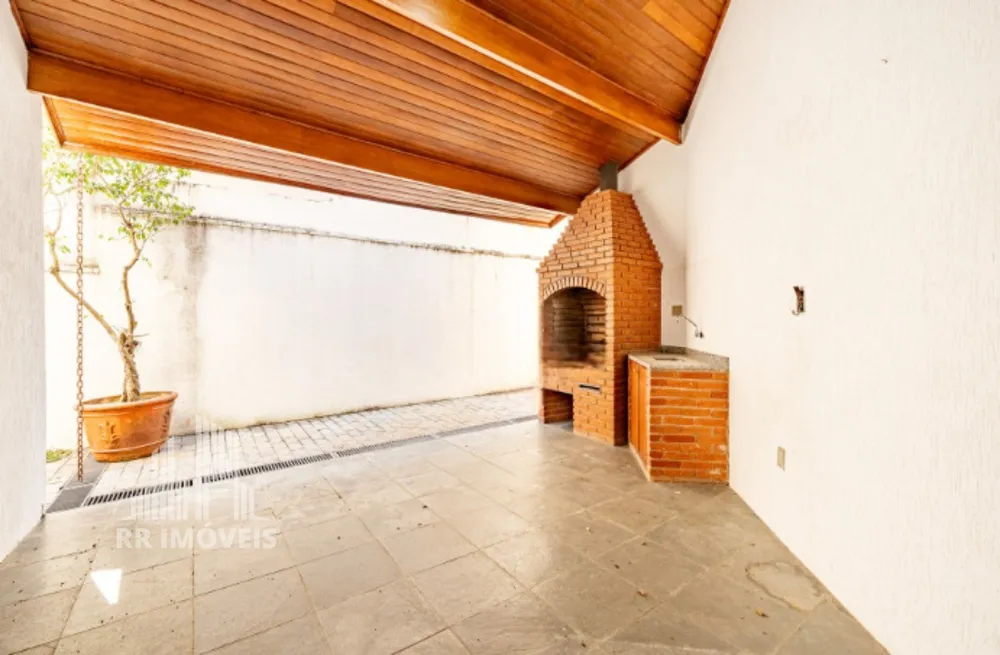 Casa, 3 quartos, 239 m² - Foto 2
