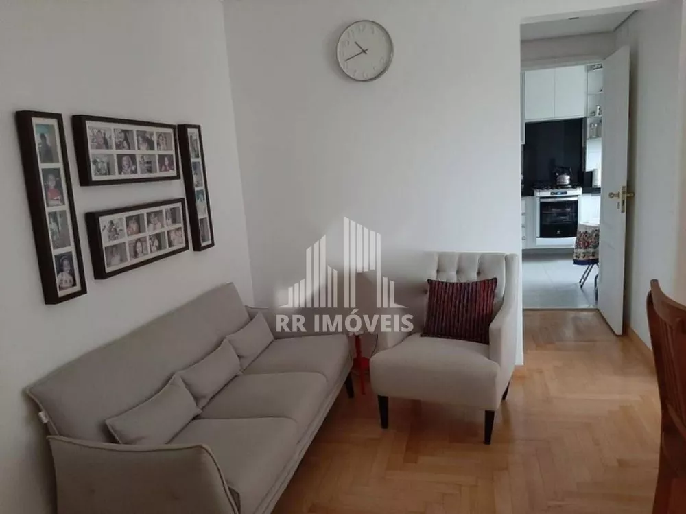 Apartamento à venda com 3 quartos, 107m² - Foto 3