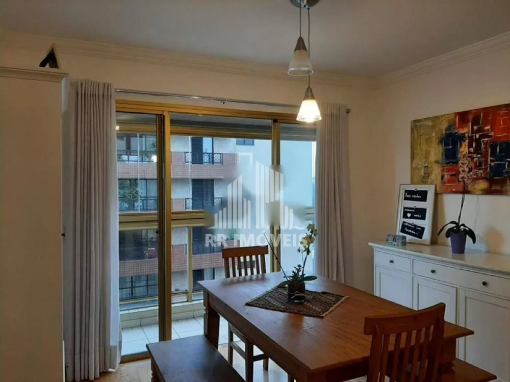 Apartamento à venda com 3 quartos, 107m² - Foto 1