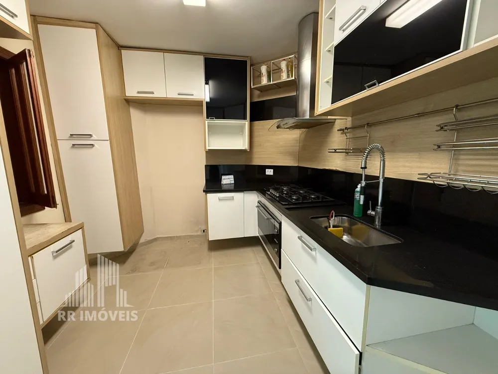 Casa, 4 quartos, 380 m² - Foto 1
