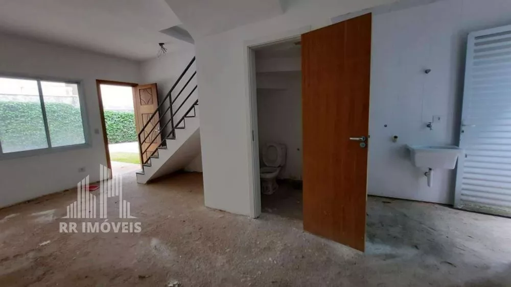 Casa à venda com 3 quartos, 90m² - Foto 2