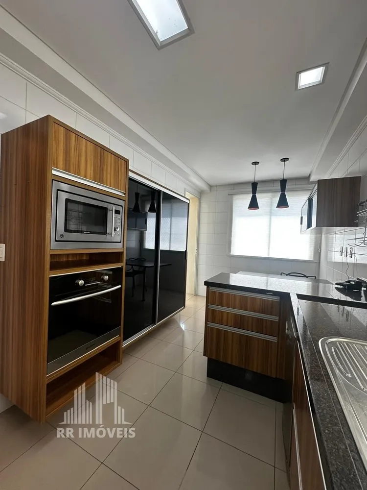 Apartamento, 3 quartos, 201 m² - Foto 1