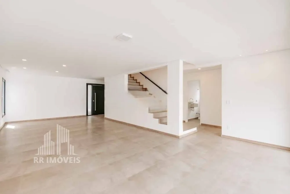 Casa, 4 quartos, 318 m² - Foto 2