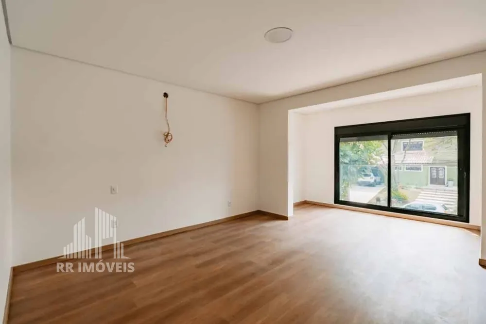 Casa, 4 quartos, 318 m² - Foto 1