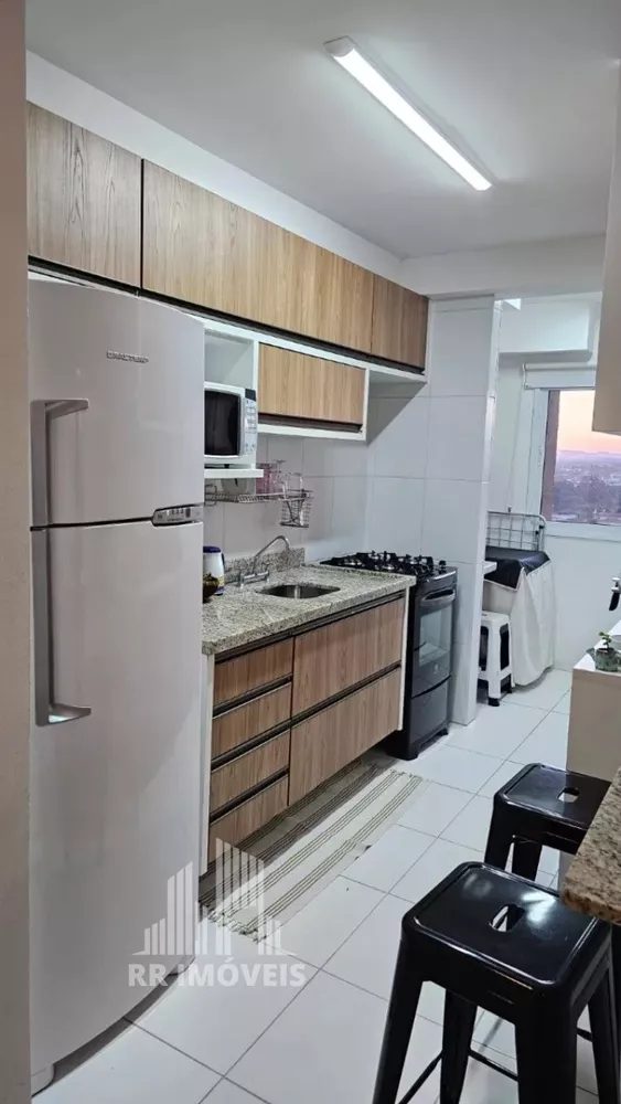 Apartamento à venda com 2 quartos, 68m² - Foto 1