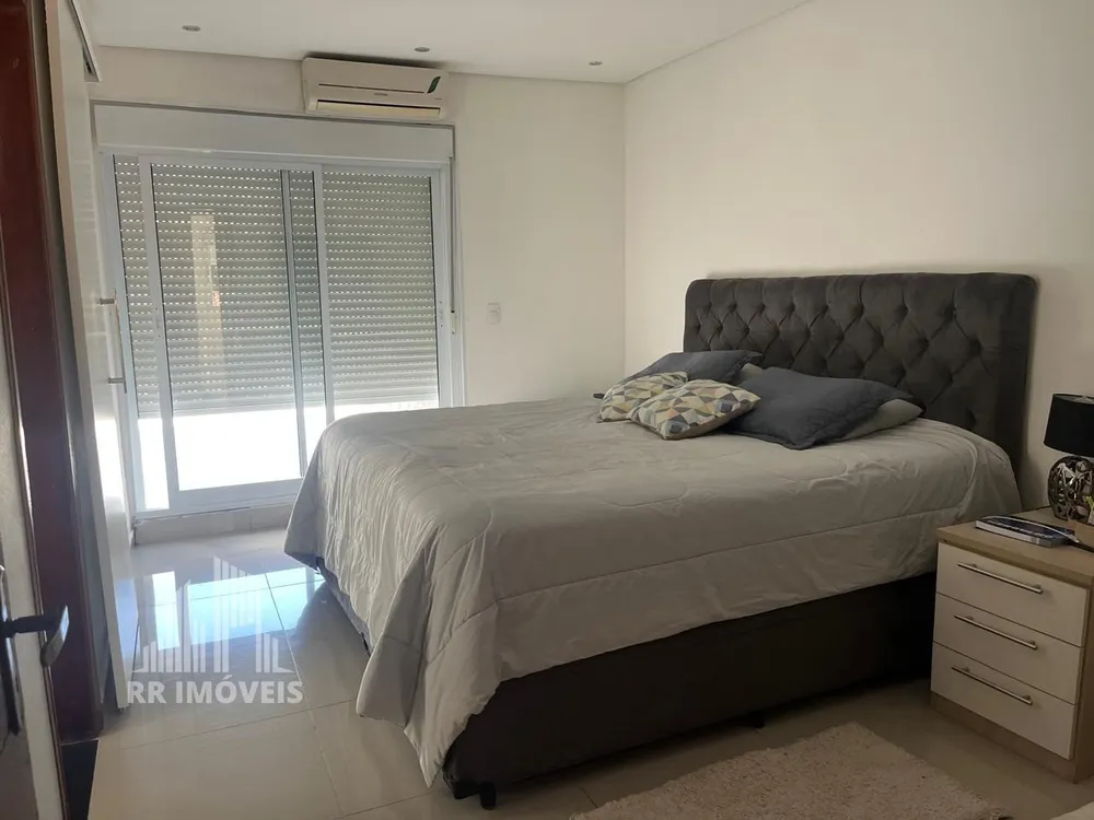 Casa, 4 quartos, 300 m² - Foto 1