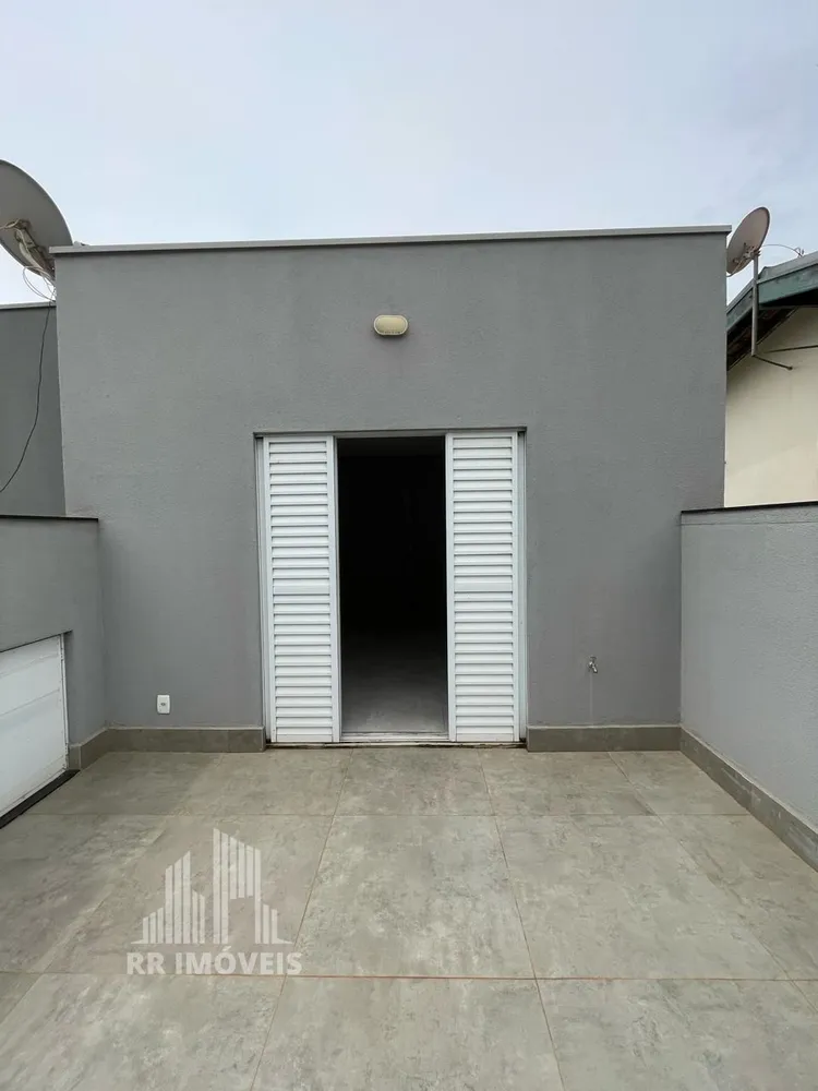 Casa, 3 quartos, 230 m² - Foto 2