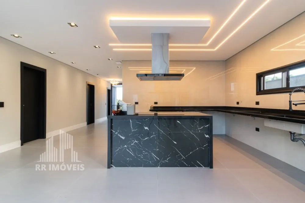 Casa, 4 quartos, 346 m² - Foto 1