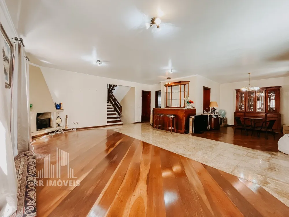 Casa, 4 quartos, 280 m² - Foto 1