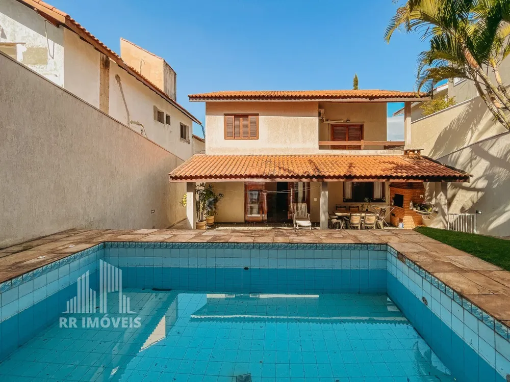 Casa, 4 quartos, 280 m² - Foto 1
