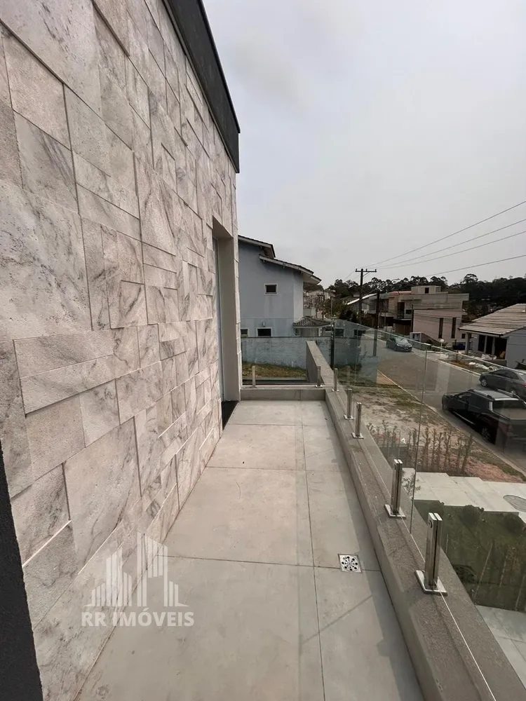 Casa, 3 quartos, 220 m² - Foto 1