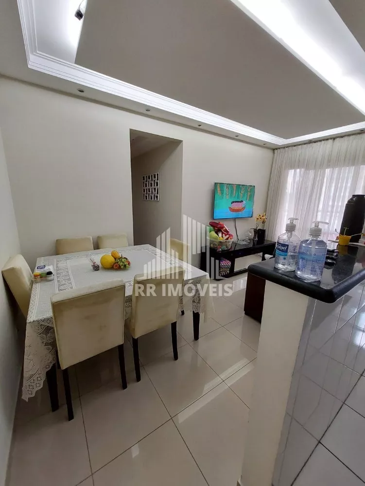 Apartamento à venda com 2 quartos, 76m² - Foto 4