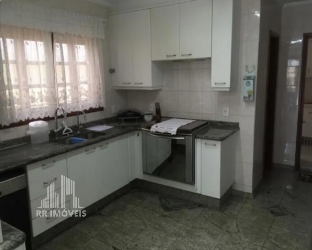 Casa, 4 quartos, 352 m² - Foto 2