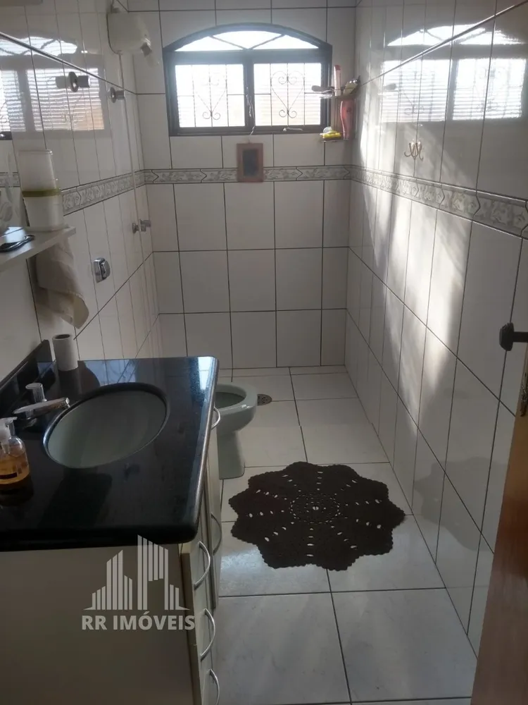 Casa, 3 quartos, 285 m² - Foto 1