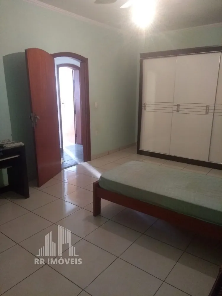 Casa, 3 quartos, 285 m² - Foto 4