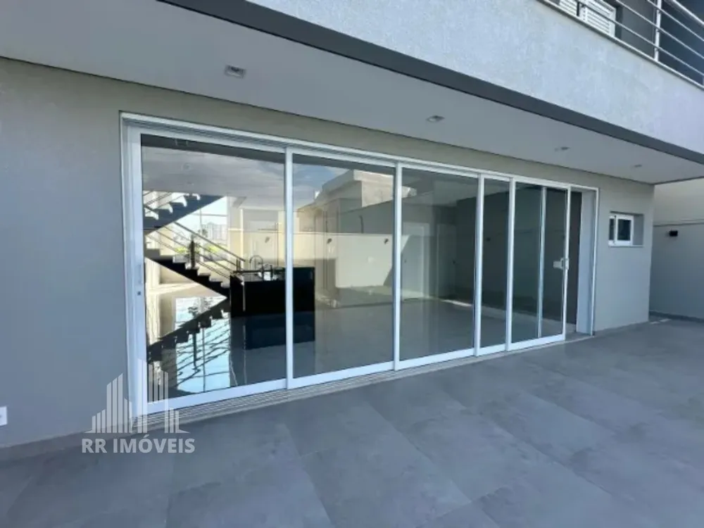 Casa, 3 quartos, 234 m² - Foto 1