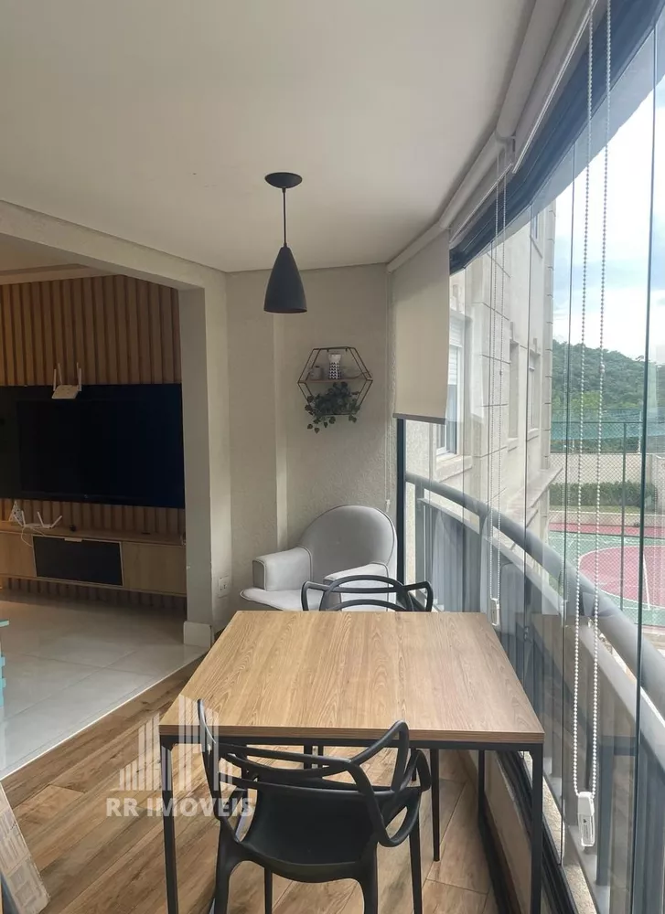 Apartamento à venda com 3 quartos, 87m² - Foto 2