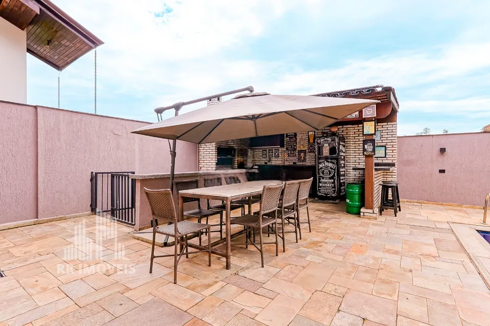 Casa, 4 quartos, 294 m² - Foto 2