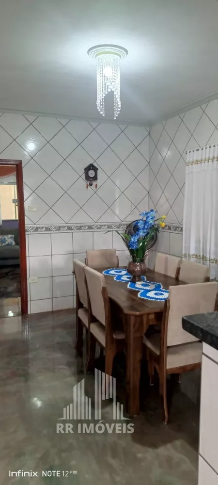 Casa à venda com 2 quartos, 250m² - Foto 5