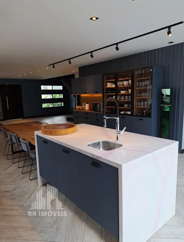 Casa, 3 quartos, 270 m² - Foto 5
