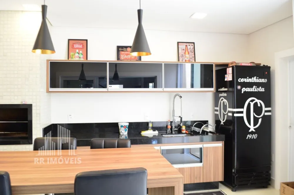 Casa, 3 quartos, 220 m² - Foto 1