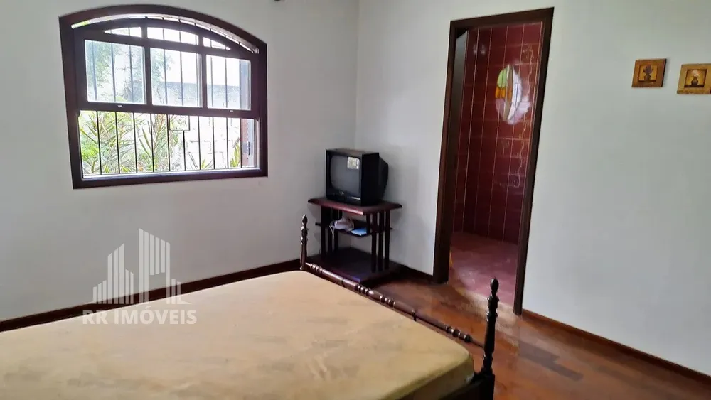 Casa, 4 quartos, 750 m² - Foto 1