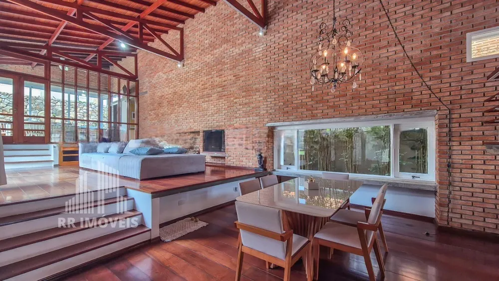Casa, 4 quartos, 337 m² - Foto 2