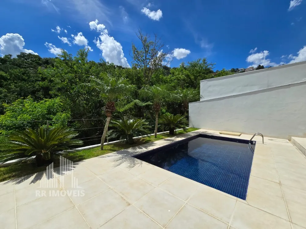 Casa, 5 quartos, 400 m² - Foto 1