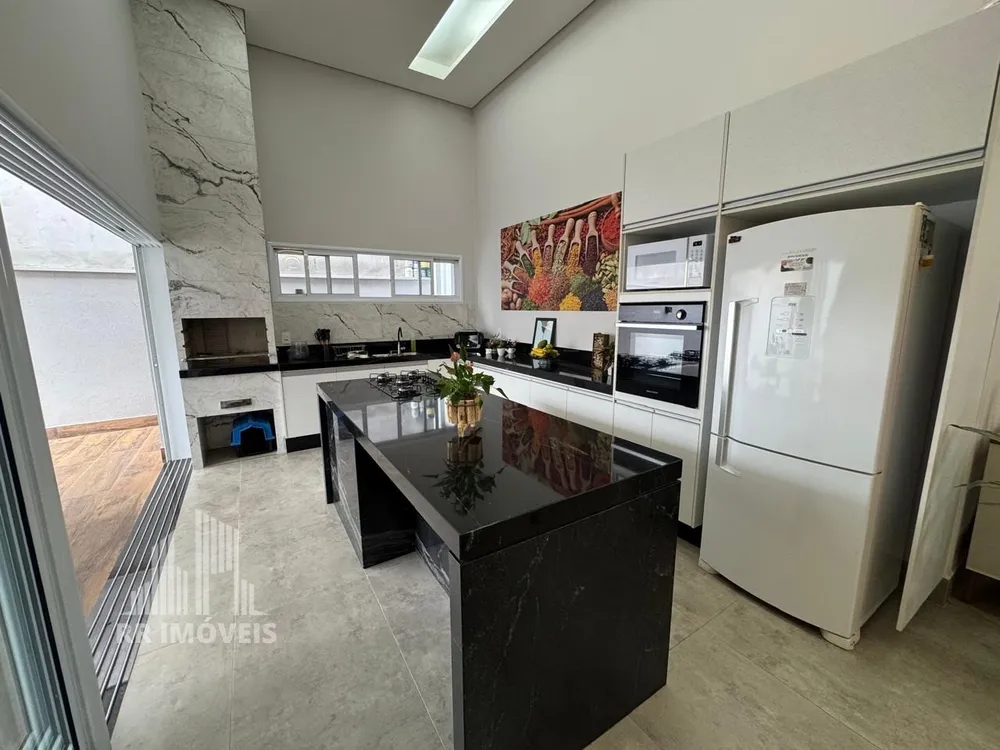 Casa, 3 quartos, 193 m² - Foto 4