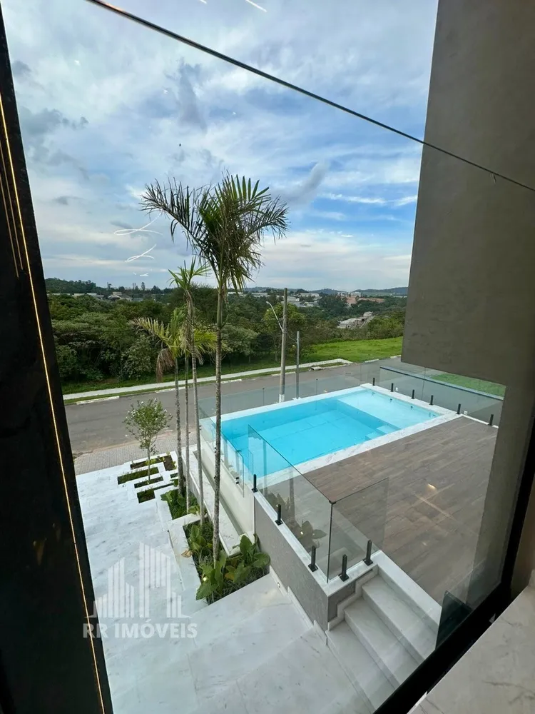 Casa, 3 quartos, 335 m² - Foto 1