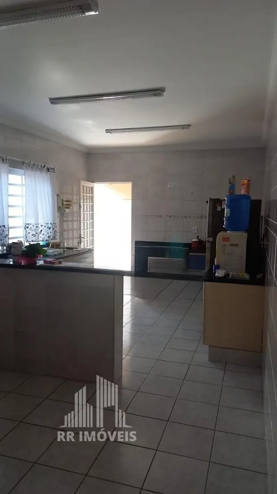 Casa, 3 quartos, 215 m² - Foto 4