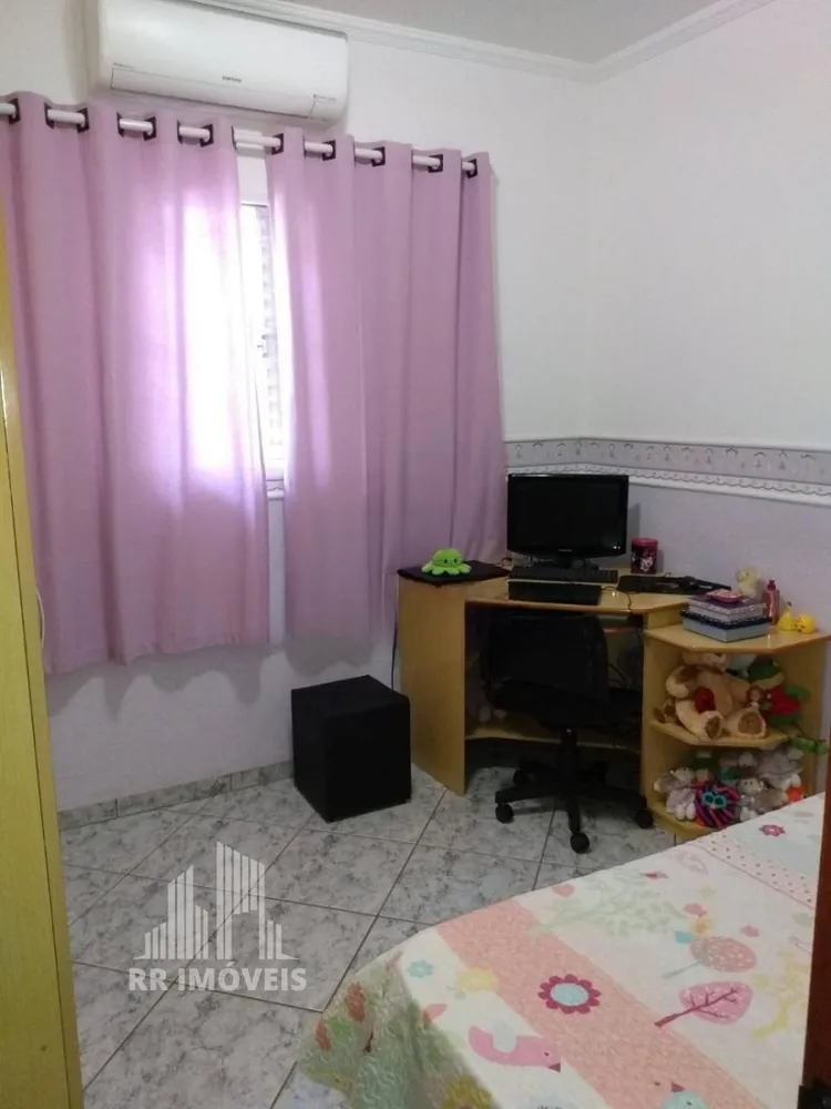 Casa, 3 quartos, 215 m² - Foto 11