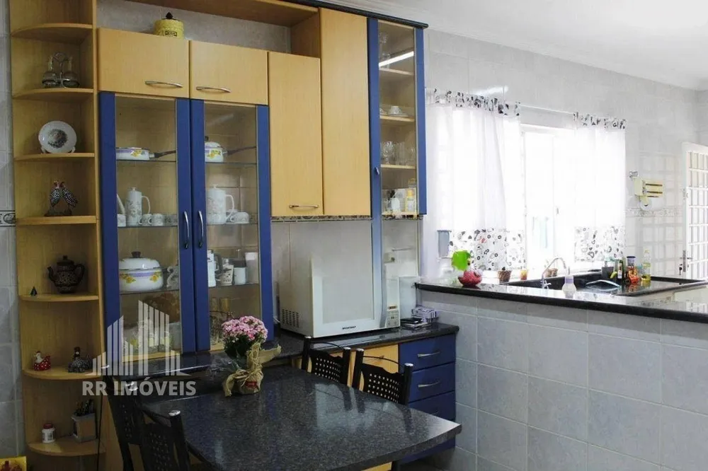 Casa, 3 quartos, 215 m² - Foto 6