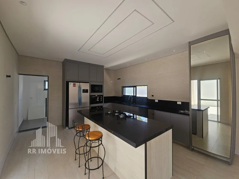 Casa, 4 quartos, 326 m² - Foto 3