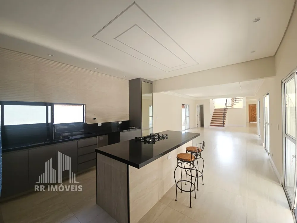 Casa, 4 quartos, 326 m² - Foto 2