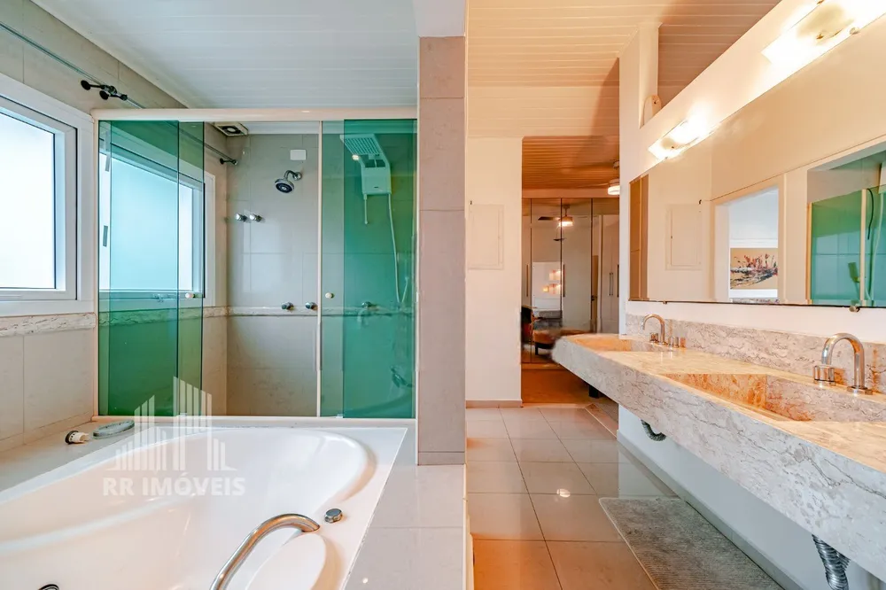 Casa, 4 quartos, 430 m² - Foto 1