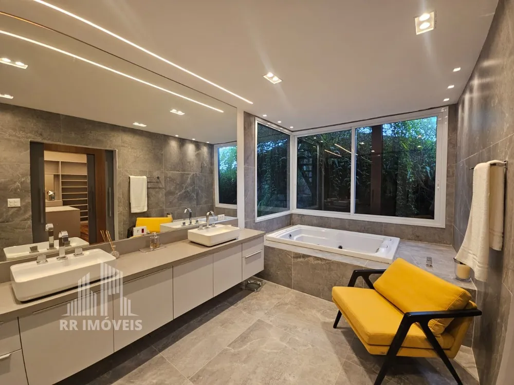 Casa, 4 quartos, 460 m² - Foto 1