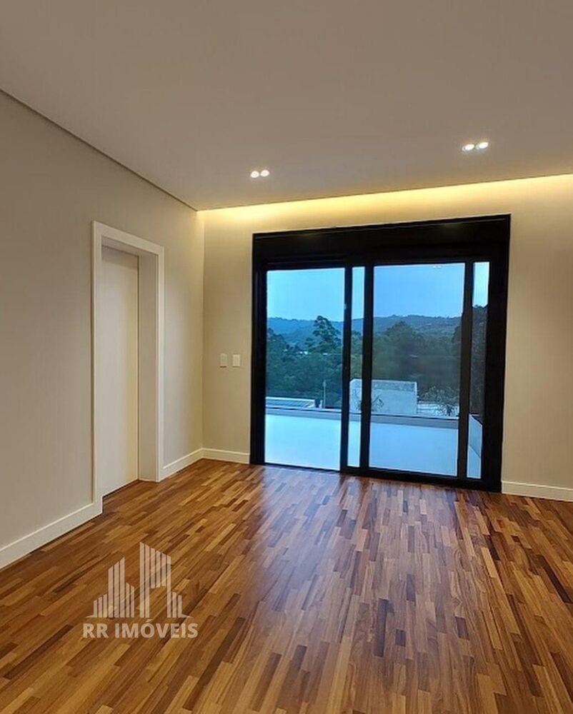Casa, 4 quartos, 338 m² - Foto 3