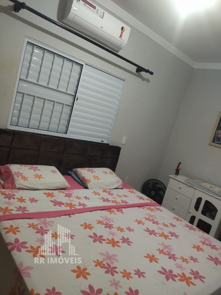 Casa à venda com 2 quartos, 250m² - Foto 4