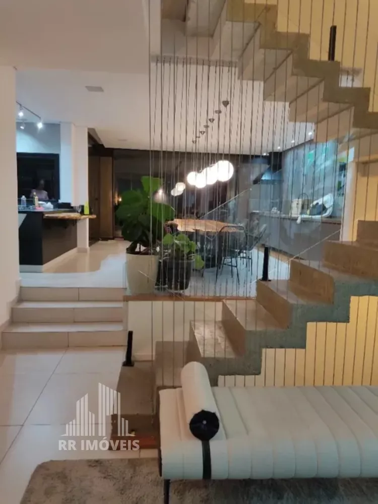 Casa à venda com 4 quartos, 360m² - Foto 4