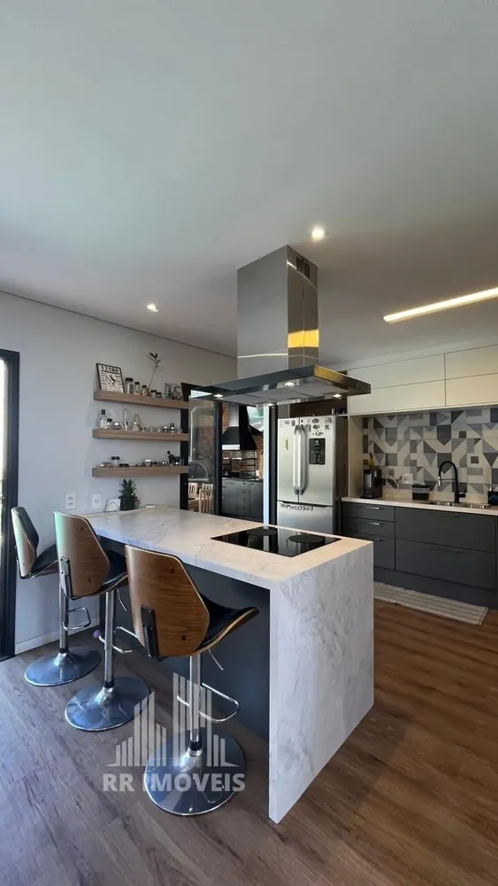 Casa, 4 quartos, 266 m² - Foto 4