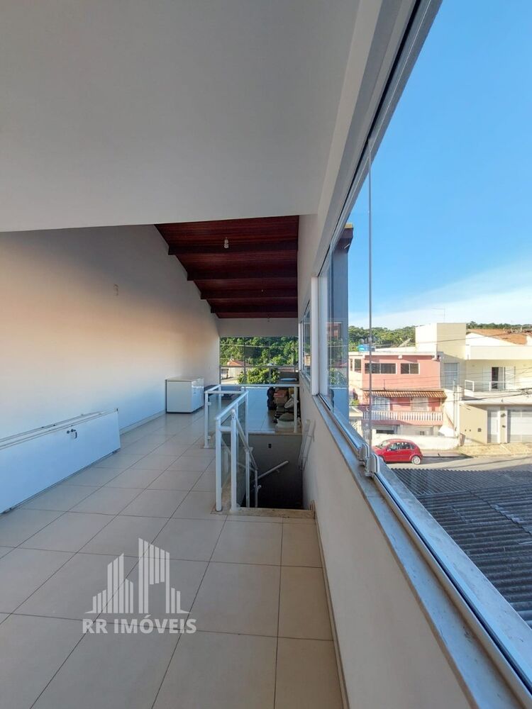 Casa à venda com 3 quartos, 285m² - Foto 8