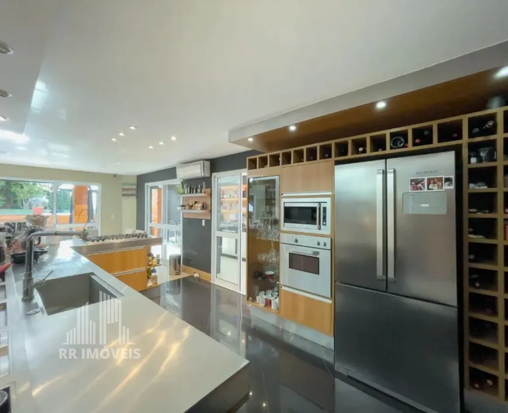 Casa, 3 quartos, 243 m² - Foto 6