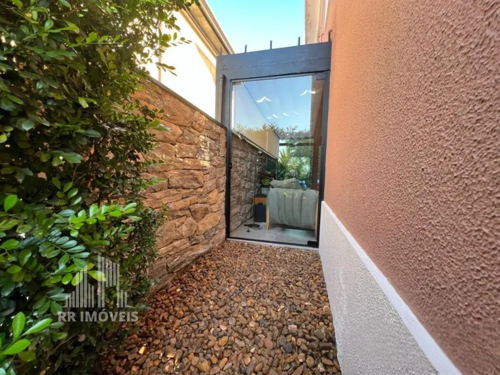 Casa, 2 quartos, 200 m² - Foto 1